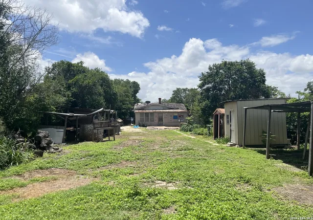 13th image of 205 E White, San Antonio, TX 78214 | MLS# 1993223