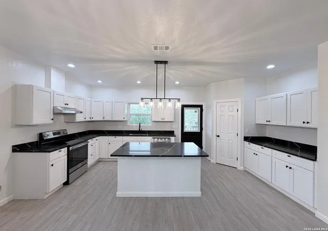 Photo 3 of Sale Pending at 104 Flor Del Sol, San Antonio, TX 78264 | MLS# 1993227 | Listing updated on 2026-09-21