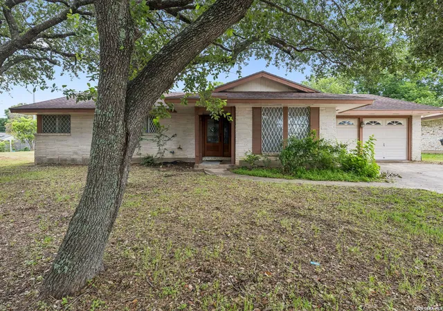 1st image of 10801 Pinehill St, San Antonio, TX 78230 | MLS# 1993263