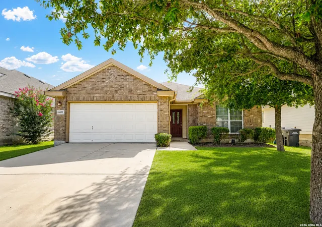 Photo 1 of Sale Pending at 16611 Mandolino Ln, San Antonio, TX 78266 | MLS# 1993270 | Listing updated on 2026-08-25