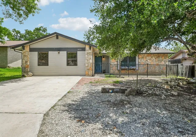 Homes for sale in San Antonio, TX | 10331 Granary St, San Antonio, TX 78245 | MLS# 1993274