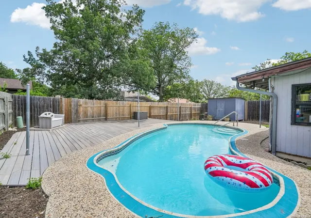 Homes for sale in San Antonio, TX | 10331 Granary St, San Antonio, TX 78245 | MLS# 1993274