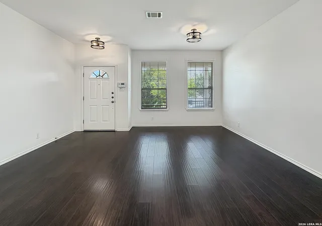 Photo 4 of Single family home for sale at 9015 Burnt Peak, Helotes, TX 78023 | MLS# 1993292 | Listing updated on 2026-09-07
