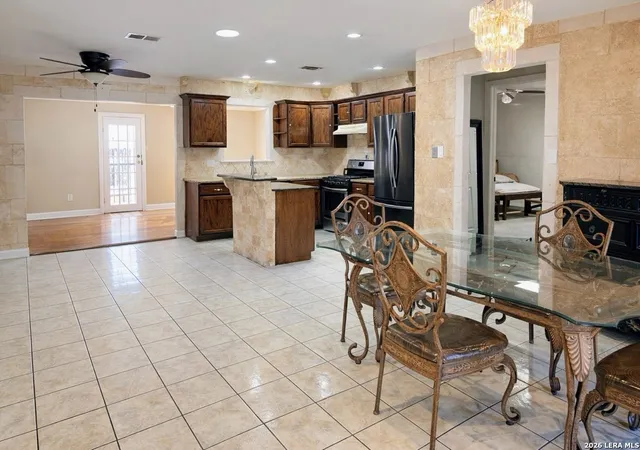 Homes for sale in San Antonio, TX | 9334 Cliff Way St, San Antonio, TX 78250 | MLS# 1993306