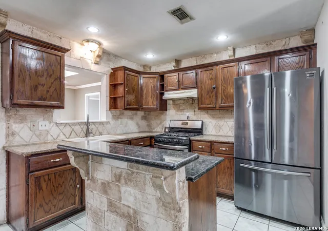Homes for sale in San Antonio, TX | 9334 Cliff Way St, San Antonio, TX 78250 | MLS# 1993306