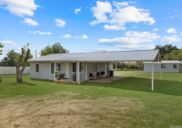 4th image of 13950 Ih 35, Moore, TX 78057 | MLS# 1993332