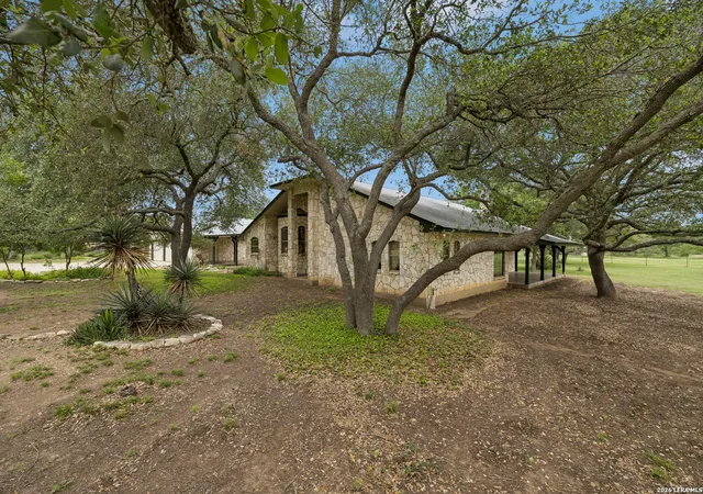 Homes for sale in Hondo, TX | 4125 County Road 251, Hondo, TX 78861 | MLS# 1993341