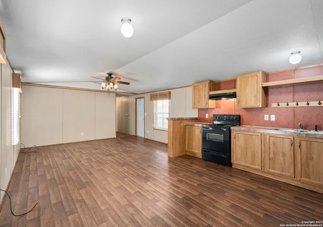 Homes for sale in Pleasanton, TX | 311 N Reed St, Pleasanton, TX 78064 | MLS# 1993411