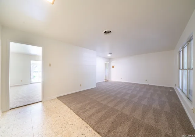5th image of 6614 Moss Oak, San Antonio, TX 78229 | MLS# 1993420