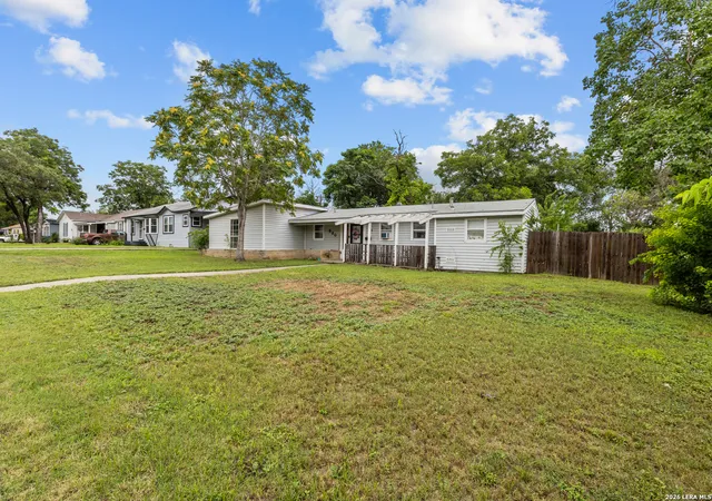 5th image of 530 John Adams Dr, San Antonio, TX 78228 | MLS# 1993453