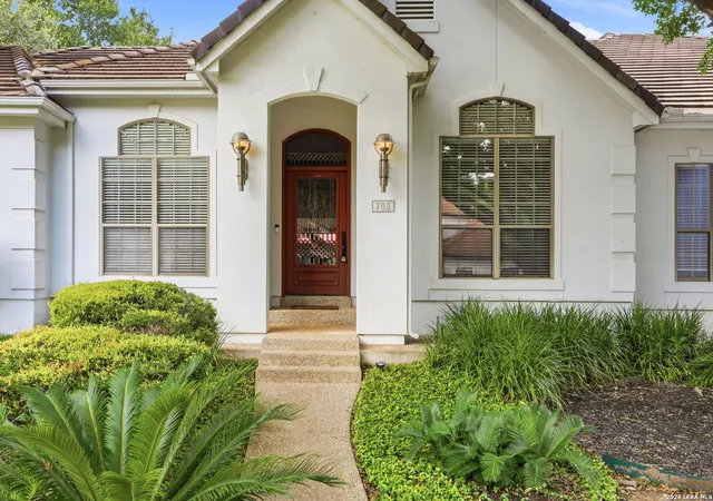 Photo 2 of Sale Pending at 703 Lost Star, San Antonio, TX 78258 | MLS# 1993460 | Listing updated on 2026-08-28