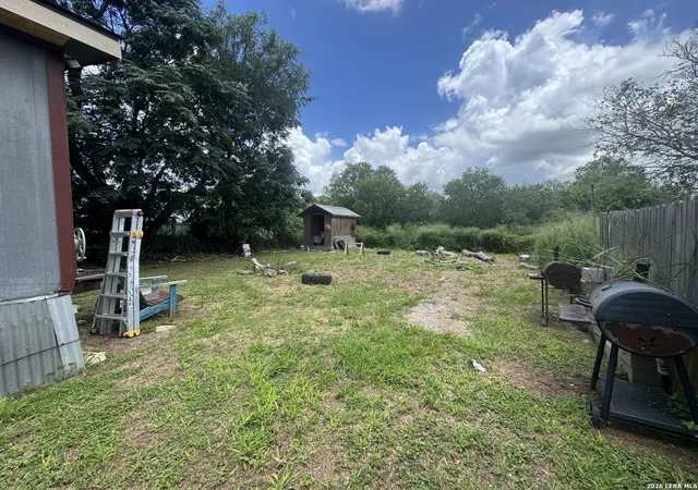 4th image of 714 Hough, Adkins, TX 78101 | MLS# 1993468