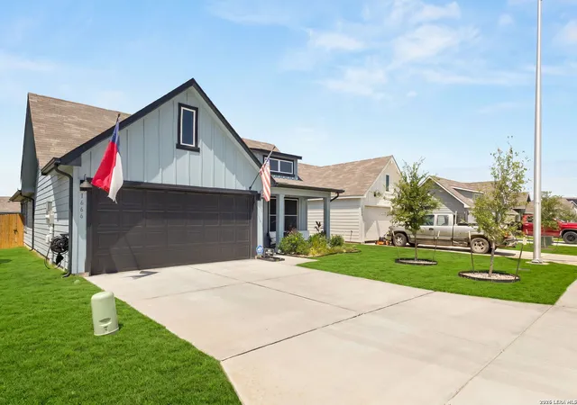 Homes for sale in New Braunfels, TX | 1666 Ruben Dr, New Braunfels, TX 78130 | MLS# 1993478