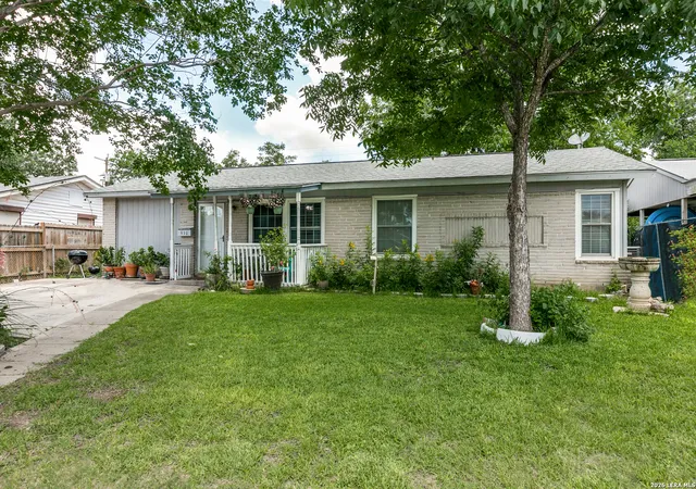 Photo 1 of Single family home for sale at 431 Kopplow, San Antonio, TX 78221 | MLS# 1993504 | Listing updated on 2026-09-01