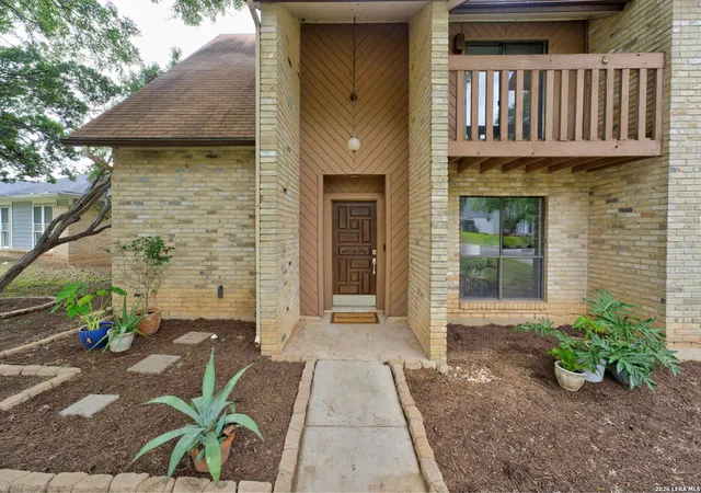 2nd image of 2326 Shadow Cliff St, San Antonio, TX 78232 | MLS# 1993517