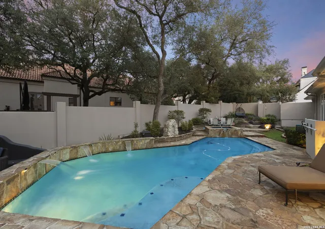 Homes for sale in San Antonio, TX | 12 Waterford Gln, San Antonio, TX 78257 | MLS# 1993518