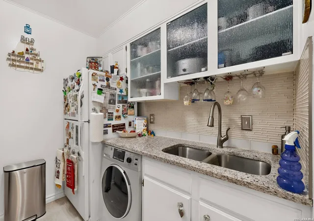 5th image of 8702 Village Dr #213, San Antonio, TX 78217 | MLS# 1993540