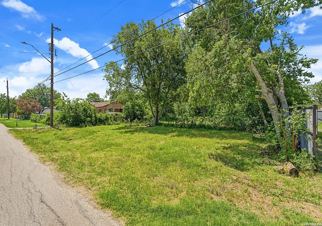 Photo 2 of Land for sale at 144 Dinn Dr, San Antonio, TX 78218 | MLS# 1993563 | Listing updated on 2026-06-30