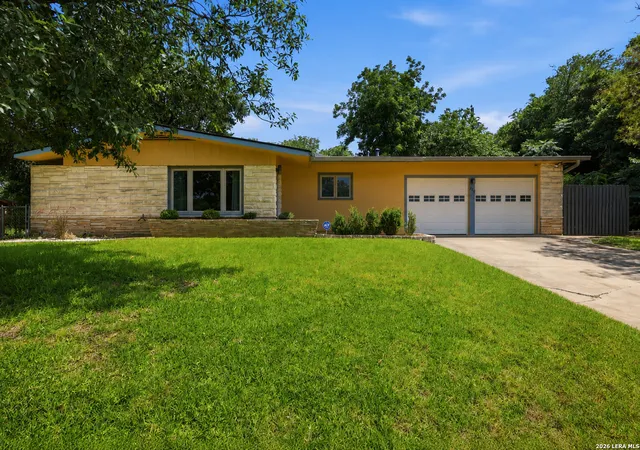 Photo 1 of Sale Pending at 246 W Glenview Dr, San Antonio, TX 78228 | MLS# 1993592 | Listing updated on 2026-08-01
