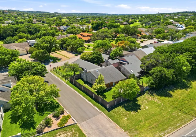 Homes for sale in Kerrville, TX | 2420 Birkdale Ln, Kerrville, TX 78028 | MLS# 1993593