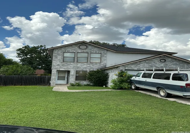 Homes for sale in San Antonio, TX | 9939 Kelton Dr, San Antonio, TX 78250 | MLS# 1993622