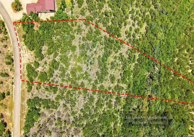 3rd image of 411 S Ridge Dr, Concan, TX 78838 | MLS# 1993627