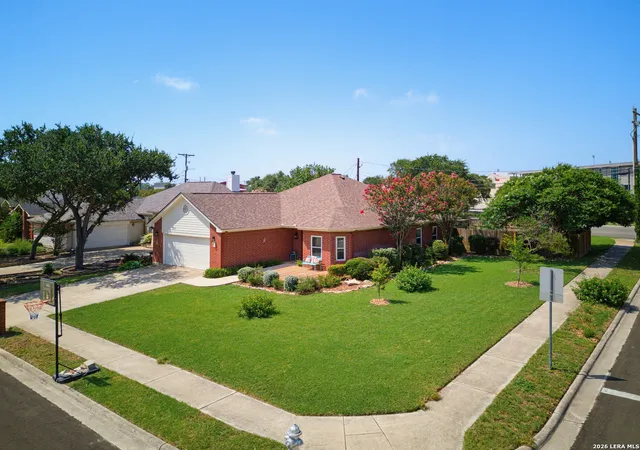 Photo 3 of Single family home for sale at 2621 Deer Stand Loop, San Marcos, TX 78666 | MLS# 1993662 | Listing updated on 2026-09-30