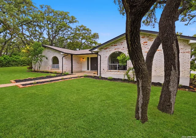 Photo 3 of Sale Pending at 2803 Deer Ledge St, San Antonio, TX 78230 | MLS# 1993668 | Listing updated on 2026-08-20