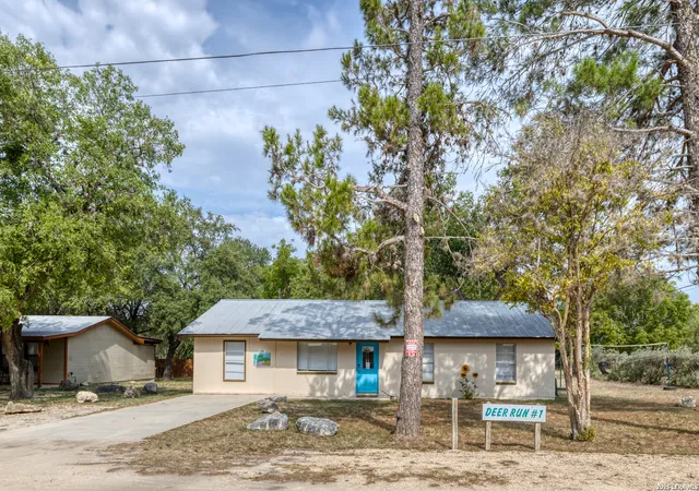 3rd image of 100 Pineview, Concan, TX 78838 | MLS# 1993677