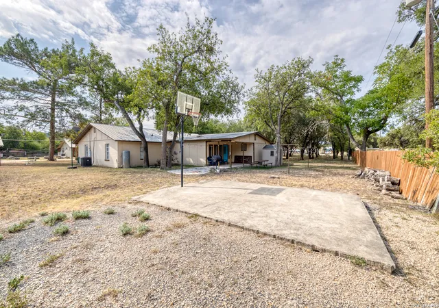 5th image of 100 Pineview, Concan, TX 78838 | MLS# 1993677