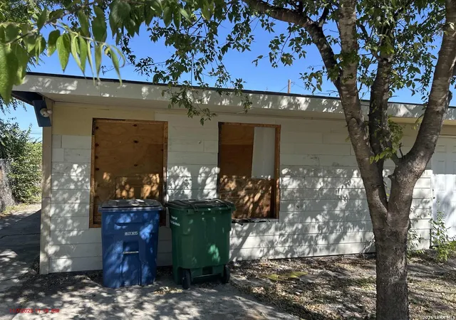 Homes for sale in San Antonio, TX | 2618 Lombrano St, San Antonio, TX 78228 | MLS# 1993682