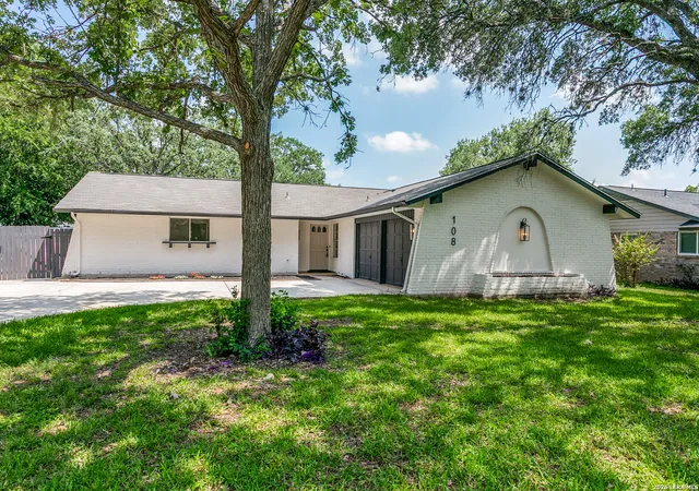 Homes for sale in Schertz, TX | 108 Patrick Henry Dr, Schertz, TX 78154 | MLS# 1993718