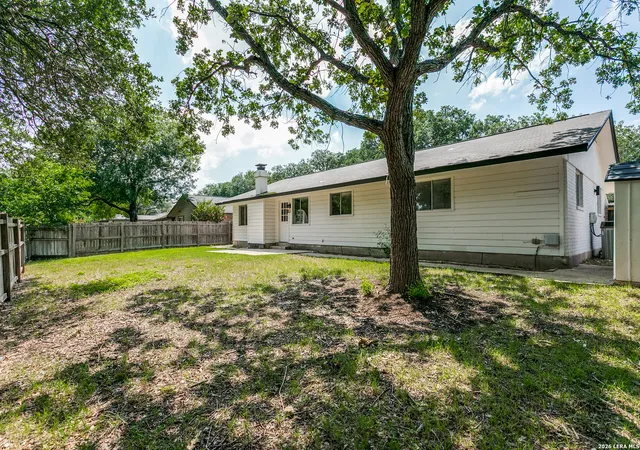 Homes for sale in Schertz, TX | 108 Patrick Henry Dr, Schertz, TX 78154 | MLS# 1993718