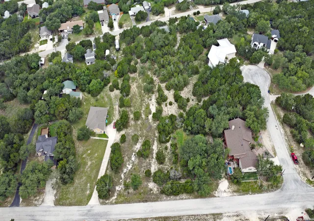 Photo 4 of Land for sale at 350 La Paloma Dr, Canyon Lake, TX 78133 | MLS# 1993732 | Listing updated on 2026-09-30