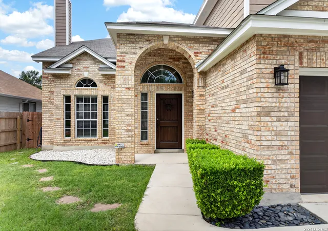 Homes for sale in San Antonio, TX | 2110 Redwoods Crst, San Antonio, TX 78232 | MLS# 1993768