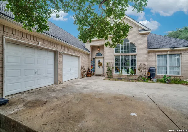 Homes for sale in Helotes, TX | 2502 Park Road 37, Helotes, TX 78023 | MLS# 1993773