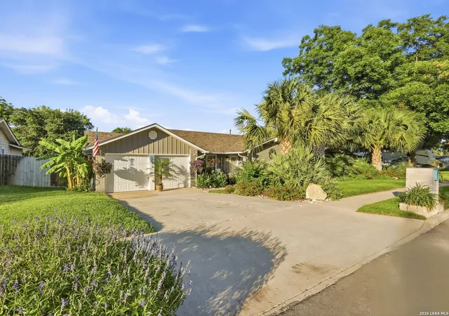 Photo 4 of Sale Pending at 6607 Cloverbend St, Leon Valley, TX 78238 | MLS# 1993785 | Listing updated on 2026-07-29
