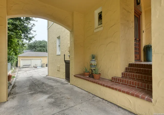 Homes for sale in San Antonio, TX | 141 E Magnolia Ave, San Antonio, TX 78212 | MLS# 1993786
