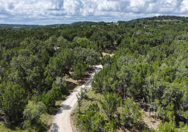 2nd image of 885 Heimer Lange Rd, Spring Branch, TX 78070 | MLS# 1993800