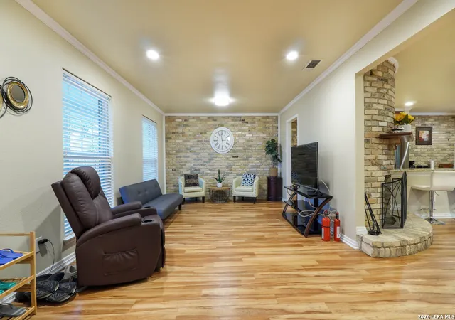 5th image of 6600 & 6602 Southpoint St, San Antonio, TX 78229 | MLS# 1993801