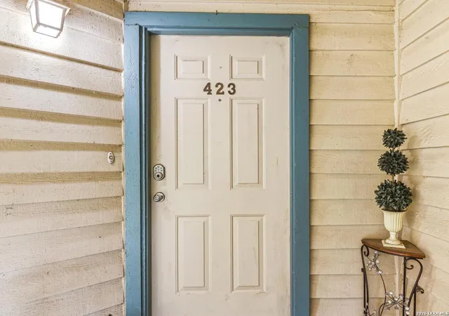 Photo 2 of Condo for sale at 4839 Brandeis St #423, San Antonio, TX 78249 | MLS# 1993824 | Listing updated on 2026-07-24