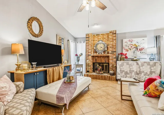 Photo 3 of Condo for sale at 4839 Brandeis St #423, San Antonio, TX 78249 | MLS# 1993824 | Listing updated on 2026-07-24