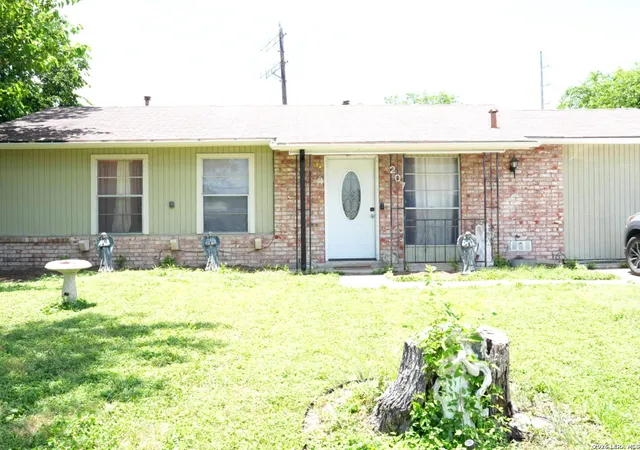 Photo 2 of Single family home for sale at 207 Lynhaven Dr, San Antonio, TX 78220 | MLS# 1993827 | Listing updated on 2026-07-04