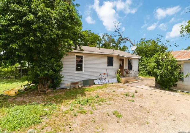 5th image of 3275 N State Hwy 46, Seguin, TX 78155 | MLS# 1993858