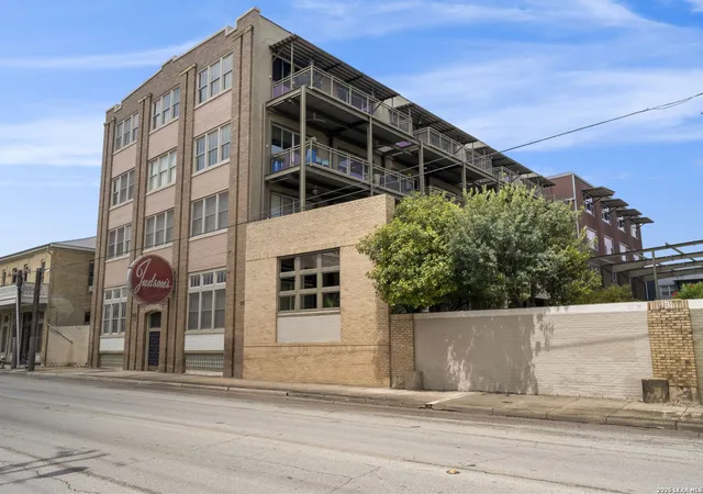 Photo 3 of Condo for sale at 831 S Flores #3216, San Antonio, TX 78204 | MLS# 1993913 | Listing updated on 2026-08-03
