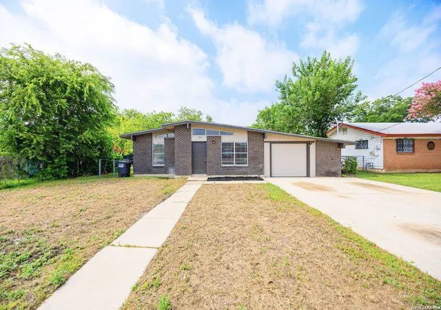 Photo 1 of Sale Pending at 266 Bangor Dr, San Antonio, TX 78228 | MLS# 1993919 | Listing updated on 2026-08-21