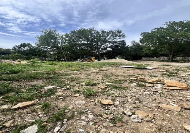 Photo 2 of Land for sale at 462 Valley View St, Canyon Lake, TX 78133 | MLS# 1993923 | Listing updated on 2026-07-03