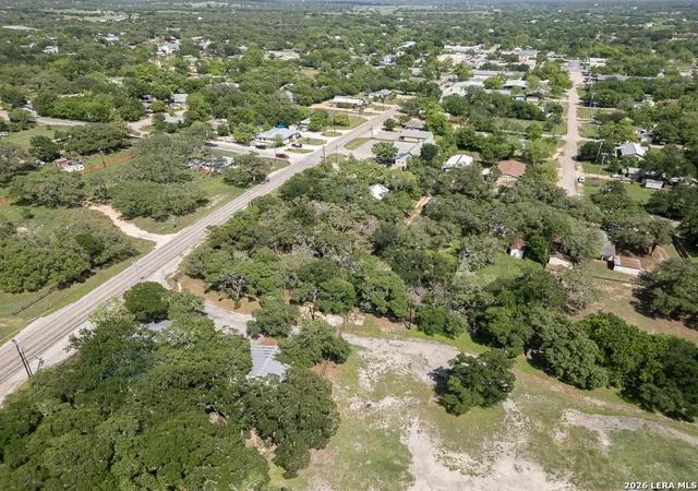 43rd image of 1005 4th St, Blanco, TX 78606 | MLS# 1993937