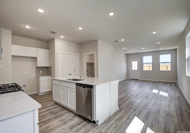 3rd image of 4232 Clarisse Street, New Braunfels, TX 78130 | MLS# 1993971