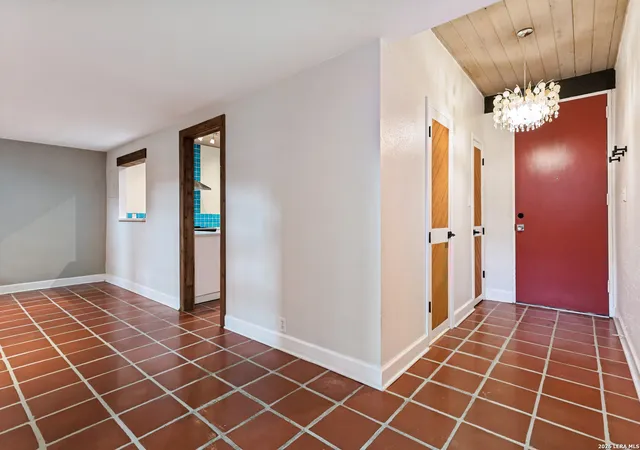 Photo 2 of Condo for sale at 3102 Eisenhauer #A-3, San Antonio, TX 78209 | MLS# 1994006 | Listing updated on 2026-09-10